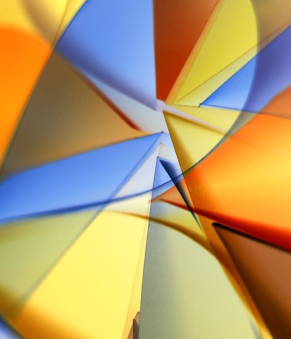 Abstract geometric representation of balance and focus